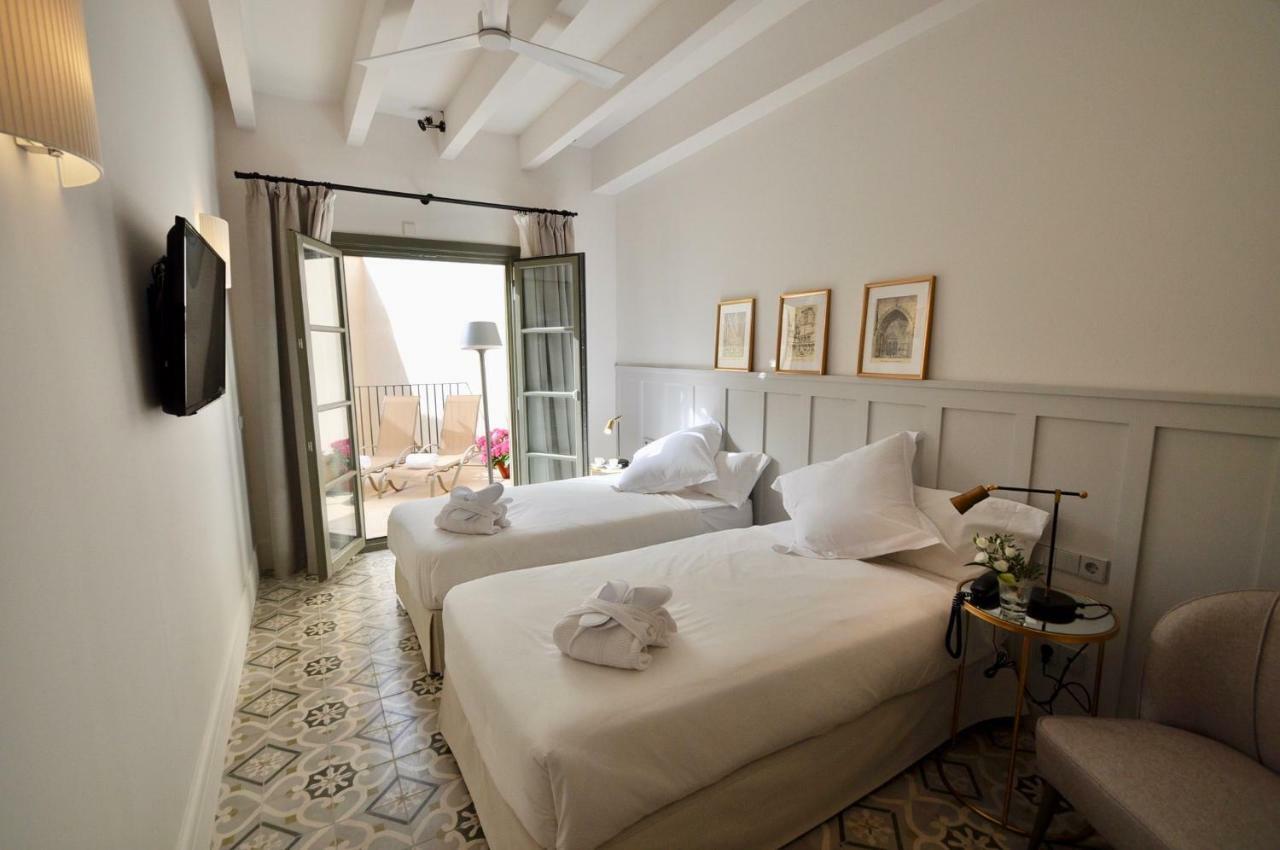 Hotel Basilica Palma de Maiorca Quarto foto